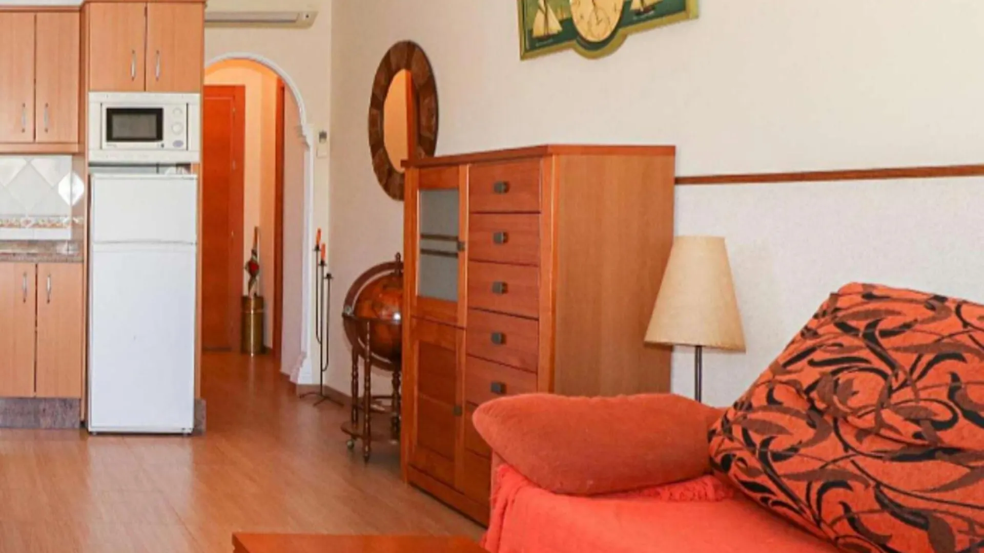 Cosy Apartment In Malaga Near The Sea