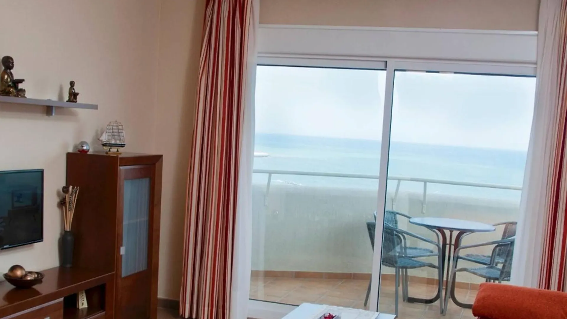 Cosy Apartment In Malaga Near The Sea 0*,